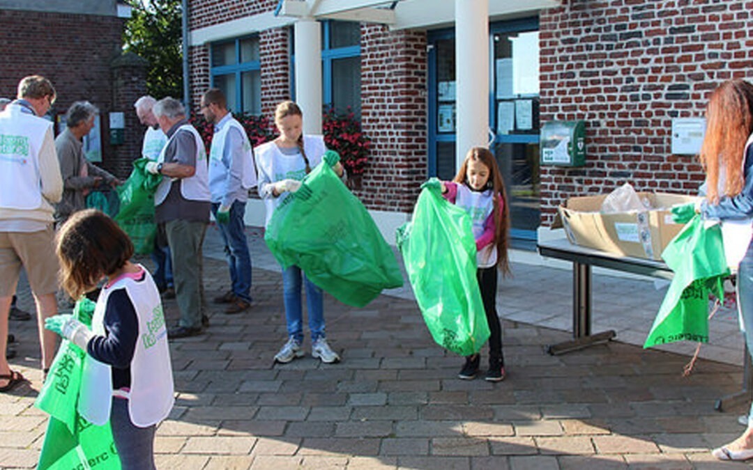 Nettoyons la nature : le village presque propre…